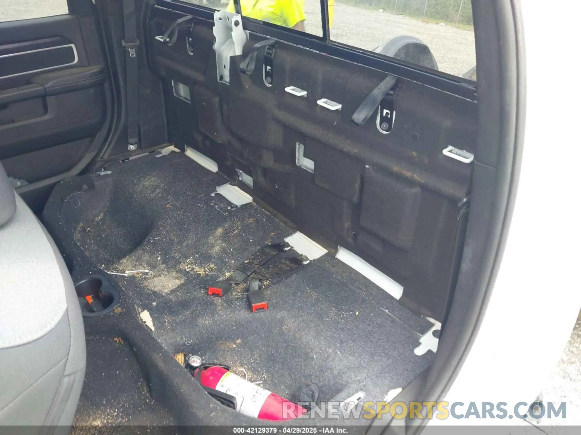 7 fotografías del automóvil dañado 3C7WRTCL3RG258404 RAM 3500 CHASSIS 2024