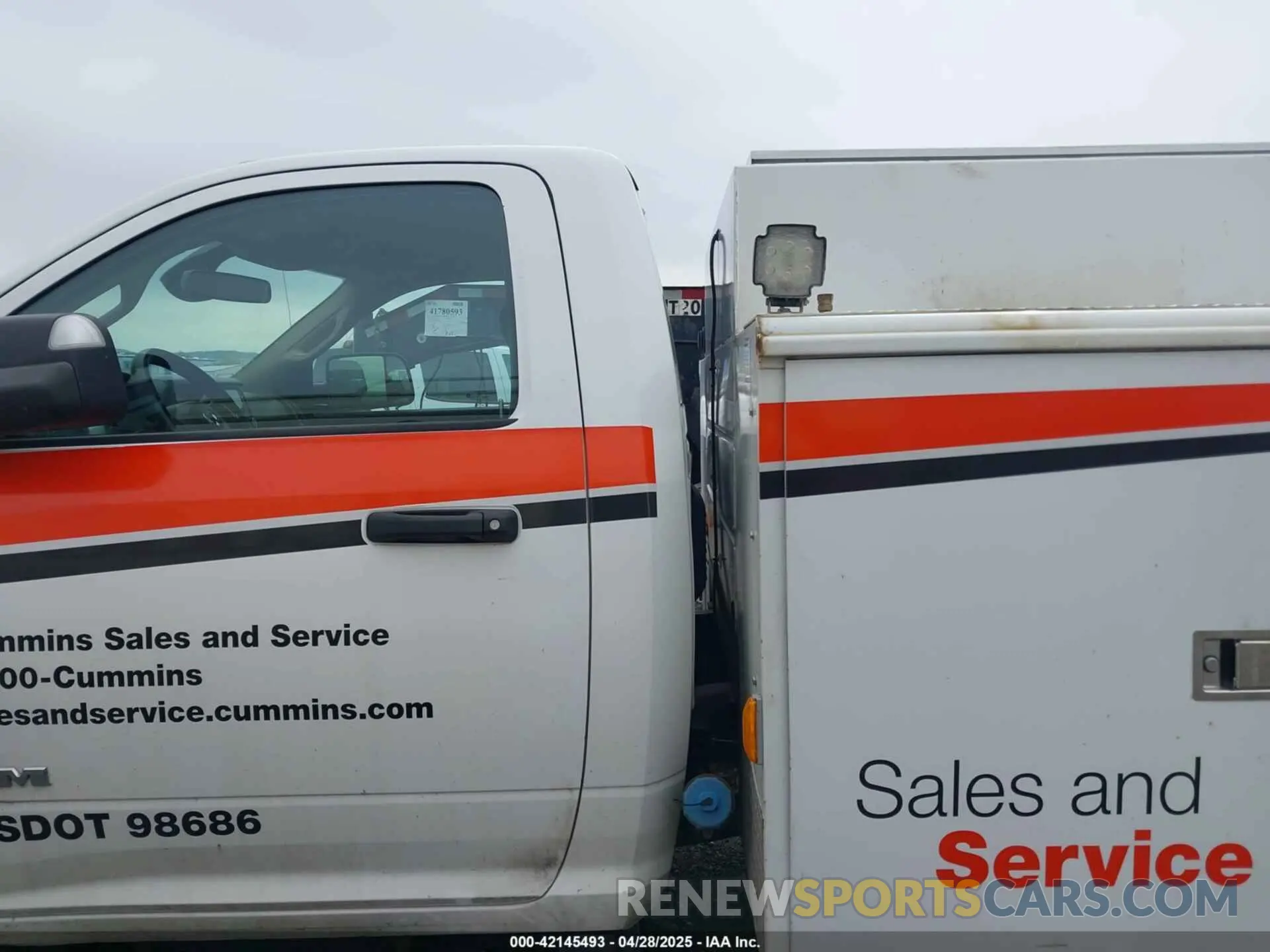 17 fotografías del automóvil dañado 3C7WRLAL0KG522137 RAM 4500 CHASSIS 2019
