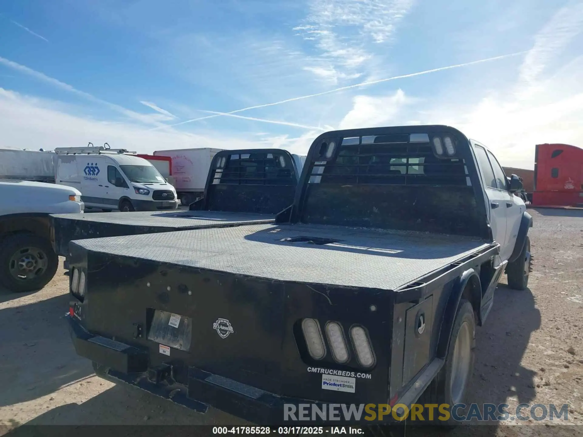4 fotografías del automóvil dañado 3C7WRLEL4MG535874 RAM 4500 CHASSIS 2021
