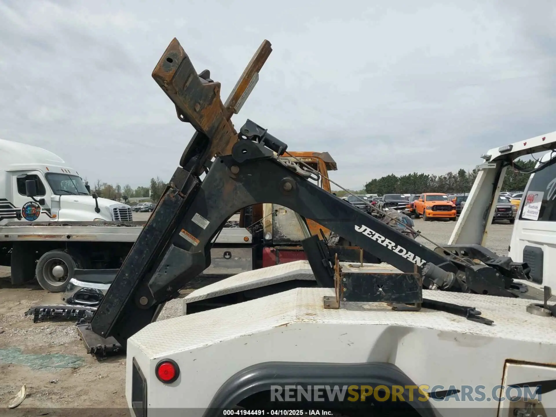 14 fotografías del automóvil dañado 3C7WRKAL1NG238207 RAM 4500 CHASSIS 2022