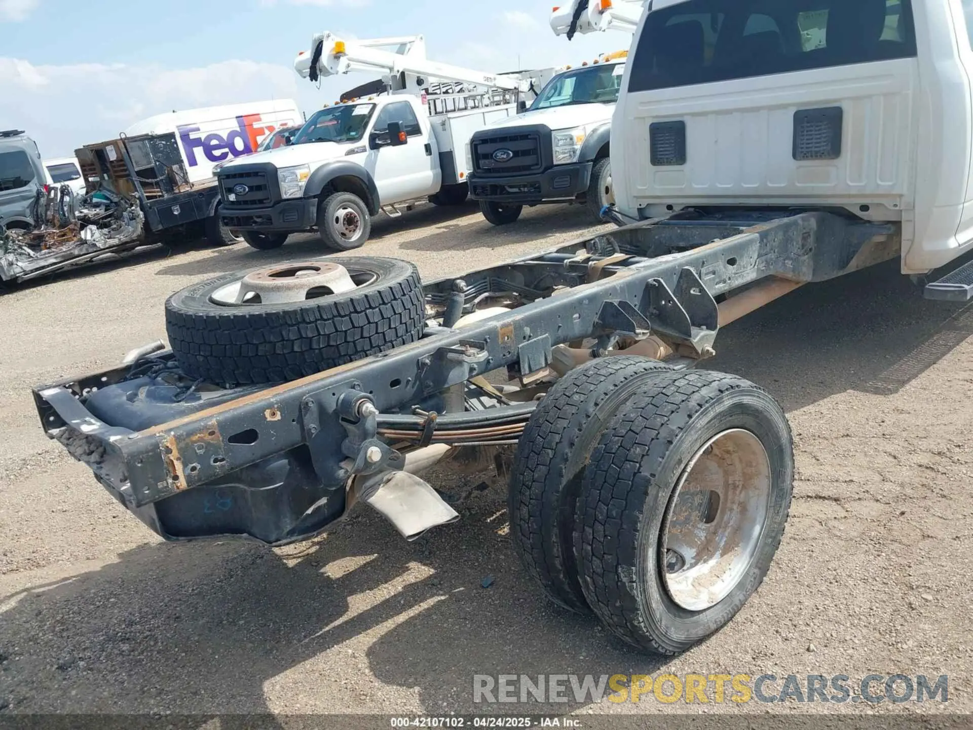 11 fotografías del automóvil dañado 3C7WRNFL4KG621614 RAM 5500 CHASSIS 2019