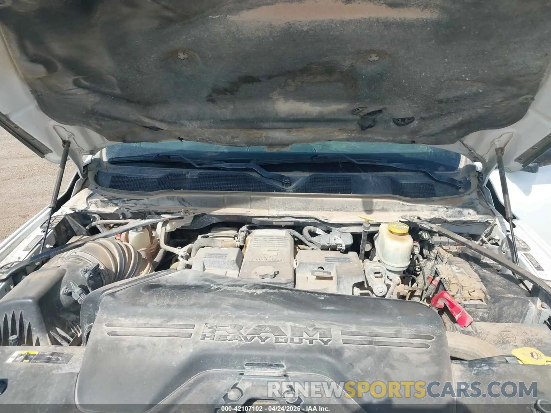 9 fotografías del automóvil dañado 3C7WRNFL4KG621614 RAM 5500 CHASSIS 2019