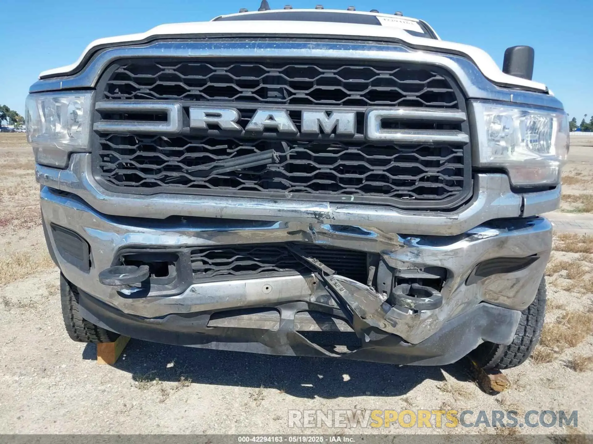 11 fotografías del automóvil dañado 3C7WRMFL7LG263680 RAM 5500 CHASSIS 2020