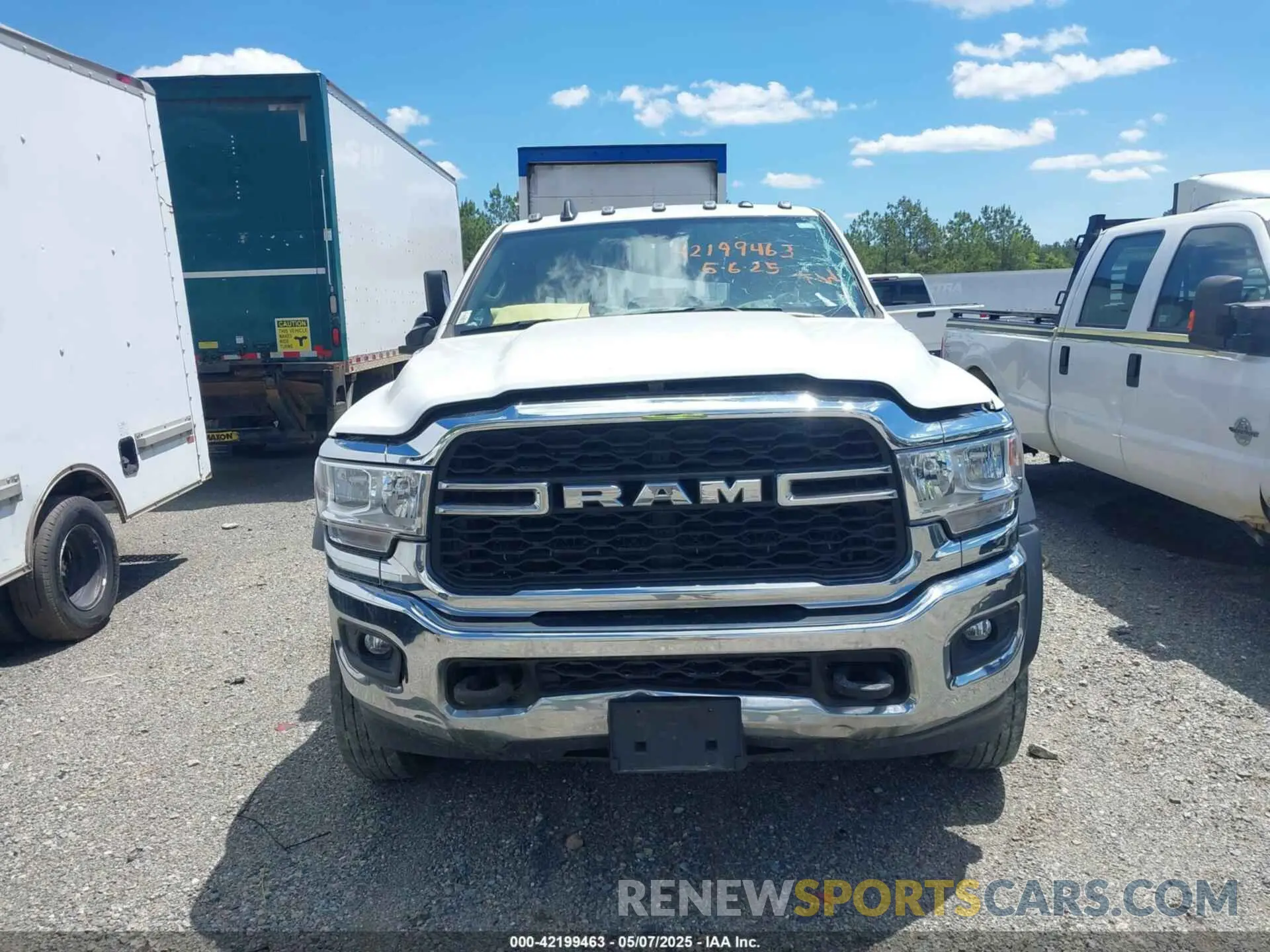 12 fotografías del automóvil dañado 3C7WRNFL3MG683511 RAM 5500 CHASSIS 2021