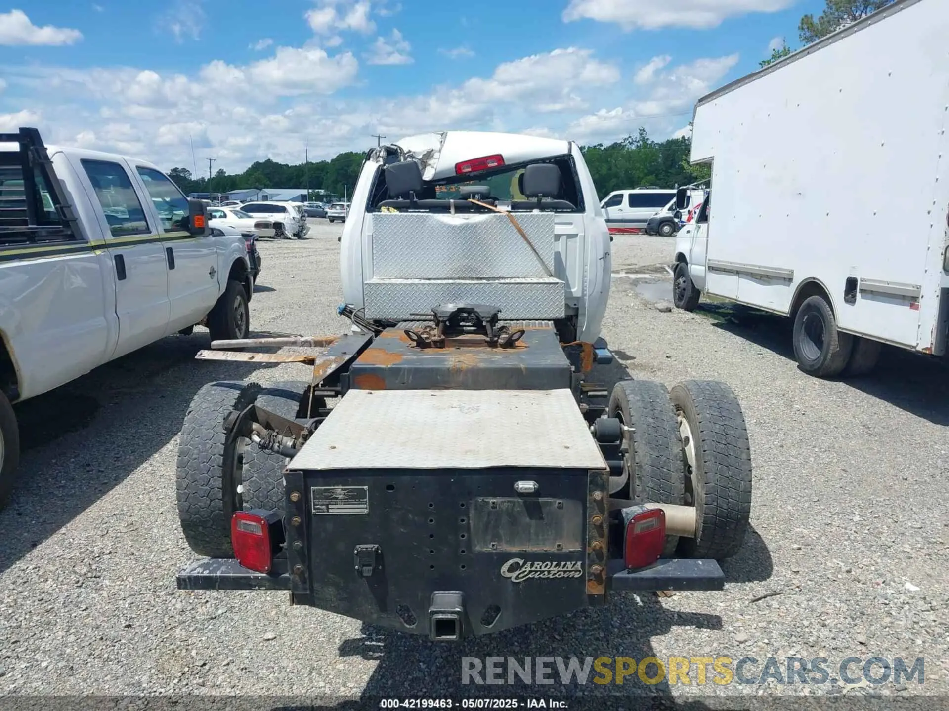 15 fotografías del automóvil dañado 3C7WRNFL3MG683511 RAM 5500 CHASSIS 2021