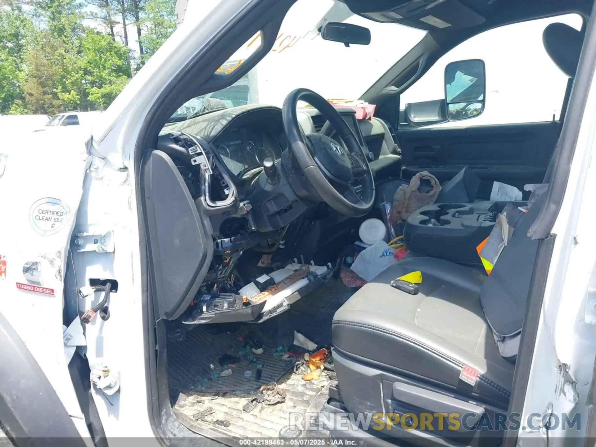 7 fotografías del automóvil dañado 3C7WRNFL3MG683511 RAM 5500 CHASSIS 2021