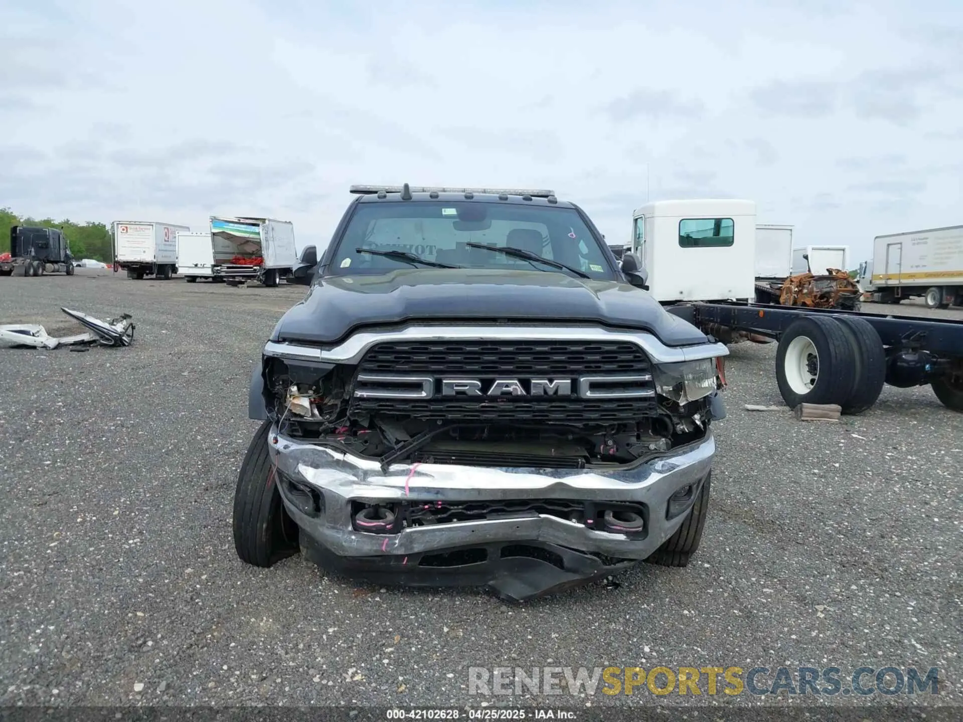 12 fotografías del automóvil dañado 3C7WRNDL3NG132757 RAM 5500 CHASSIS 2022