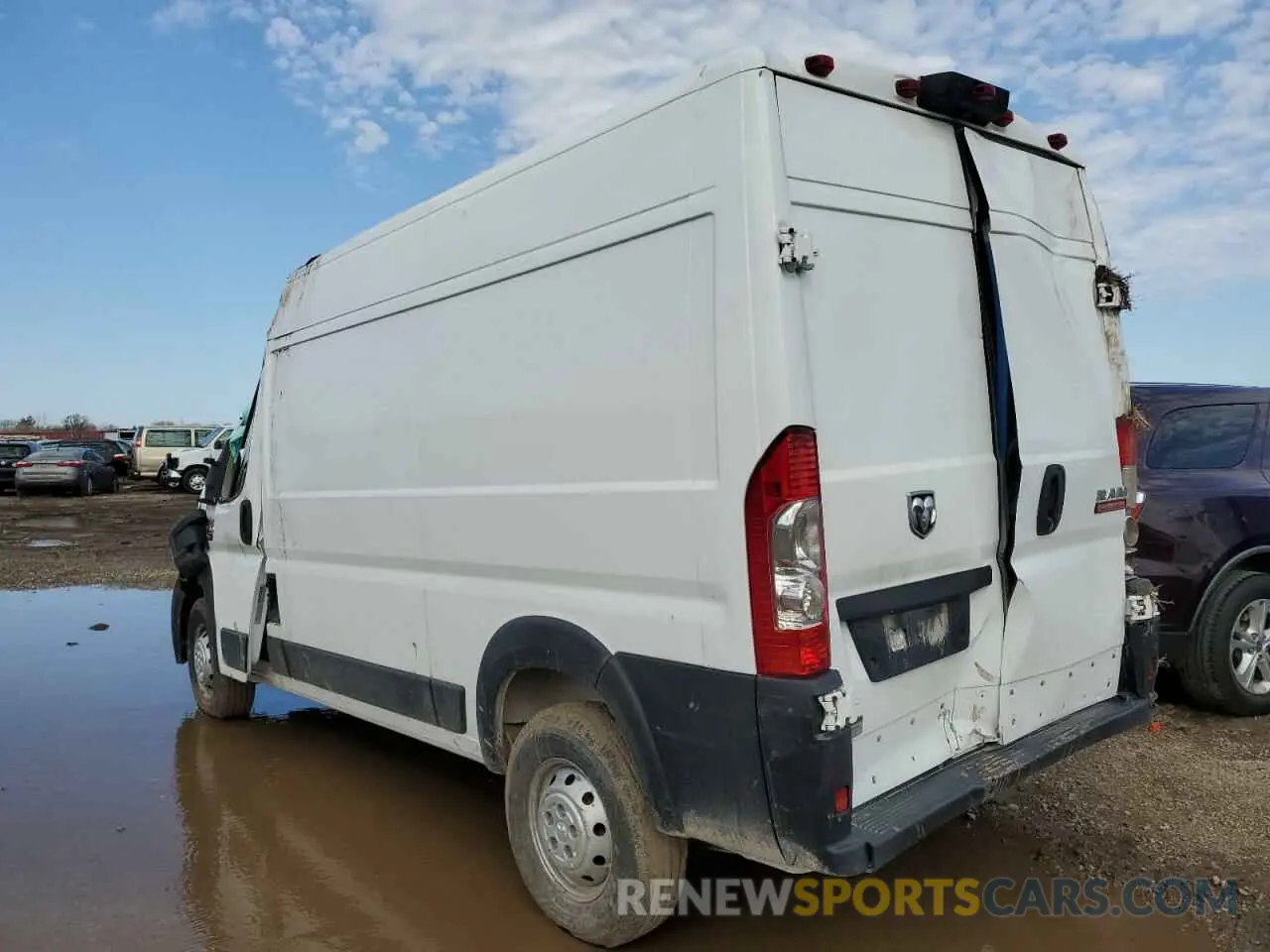2 fotografías del automóvil dañado 3C6TRVBGXKE504647 RAM All Models 2019