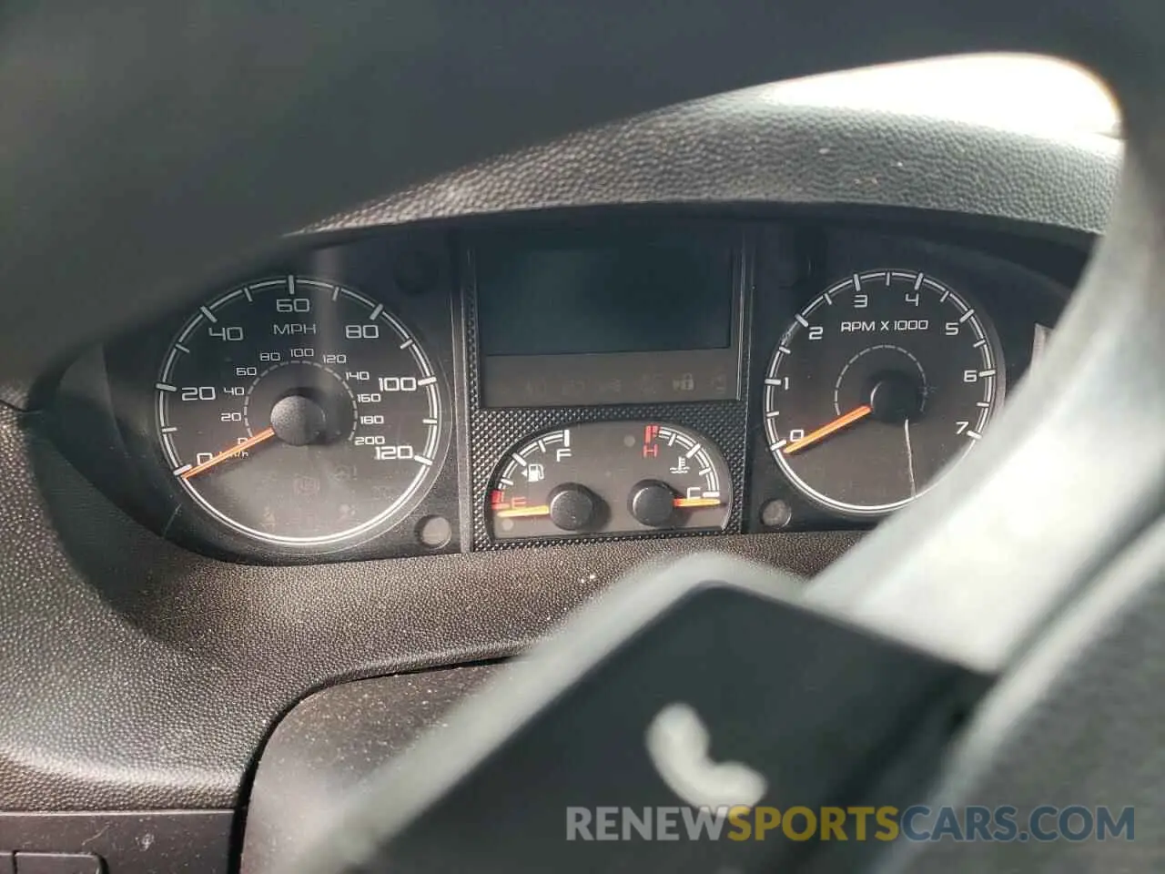 9 fotografías del automóvil dañado 3C6TRVDG0KE532275 RAM All Models 2019