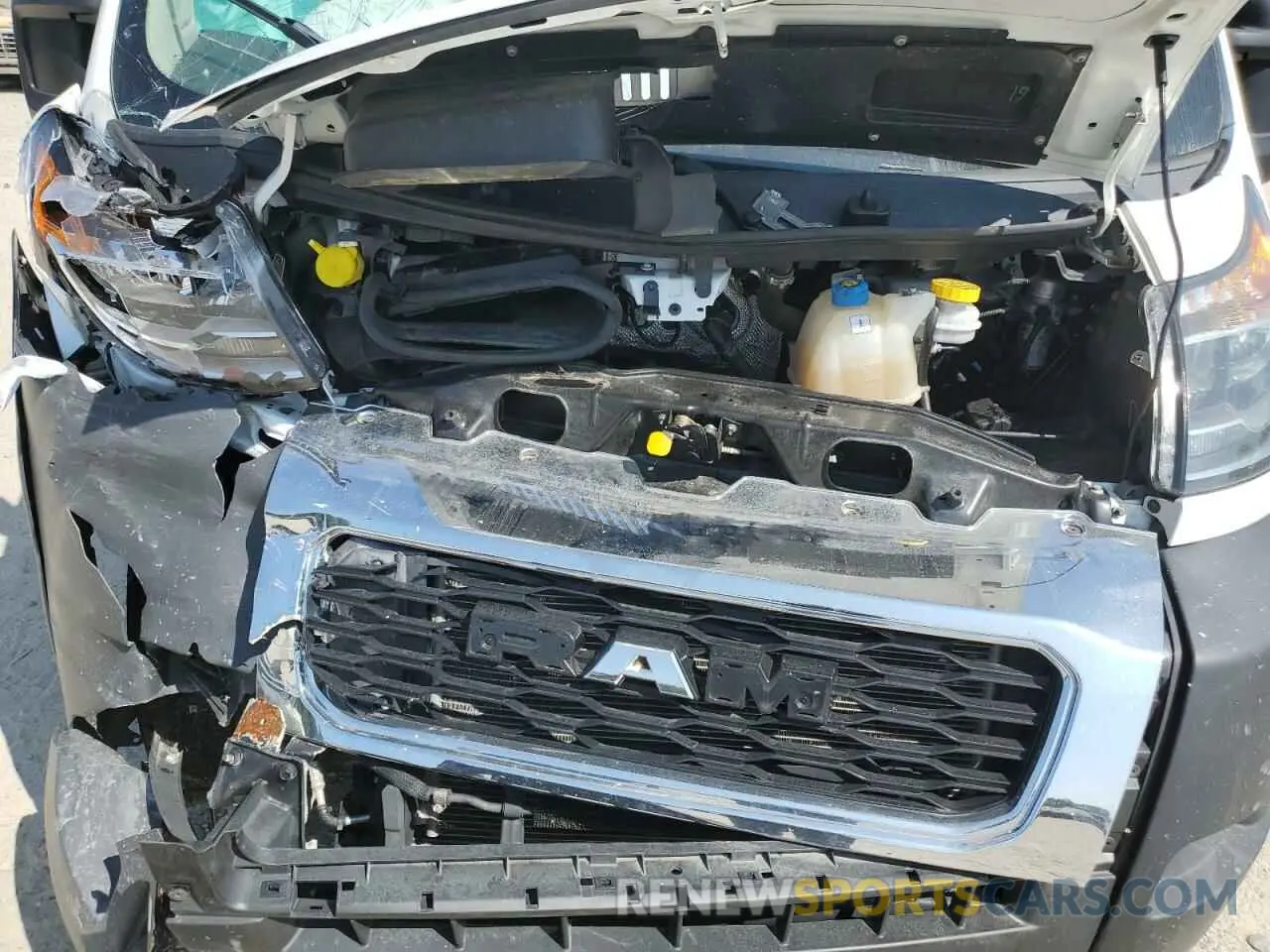 12 fotografías del automóvil dañado 3C6TRVDG3KE550348 RAM All Models 2019