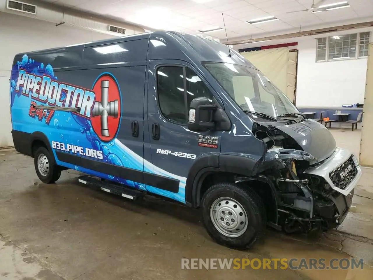 4 fotografías del automóvil dañado 3C6URVJG3KE564100 RAM All Models 2019