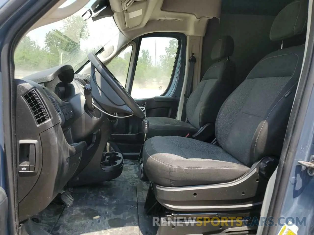 7 fotografías del automóvil dañado 3C6URVJG3KE564100 RAM All Models 2019