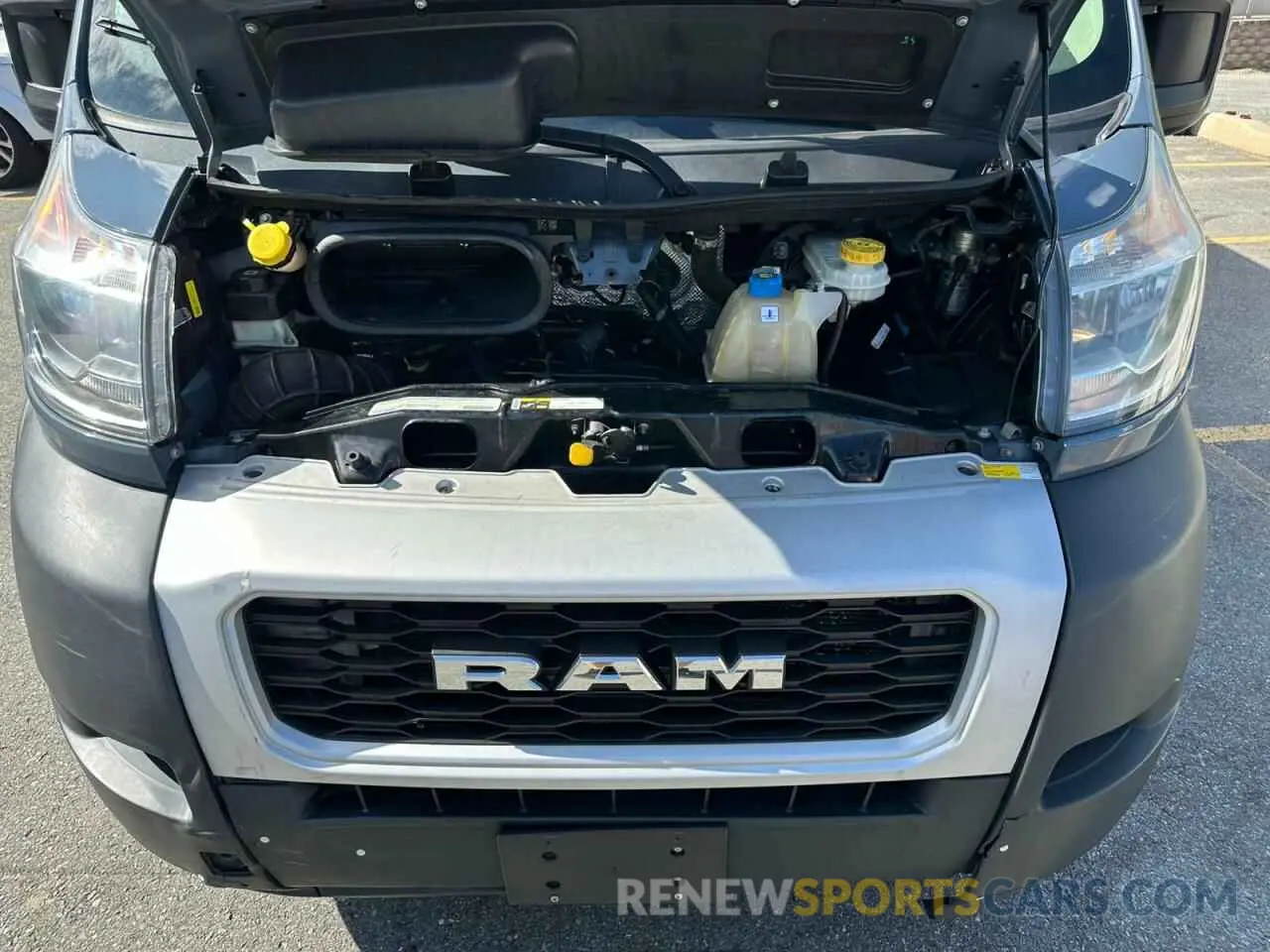 8 fotografías del automóvil dañado 3C6URVJG6KE548859 RAM All Models 2019
