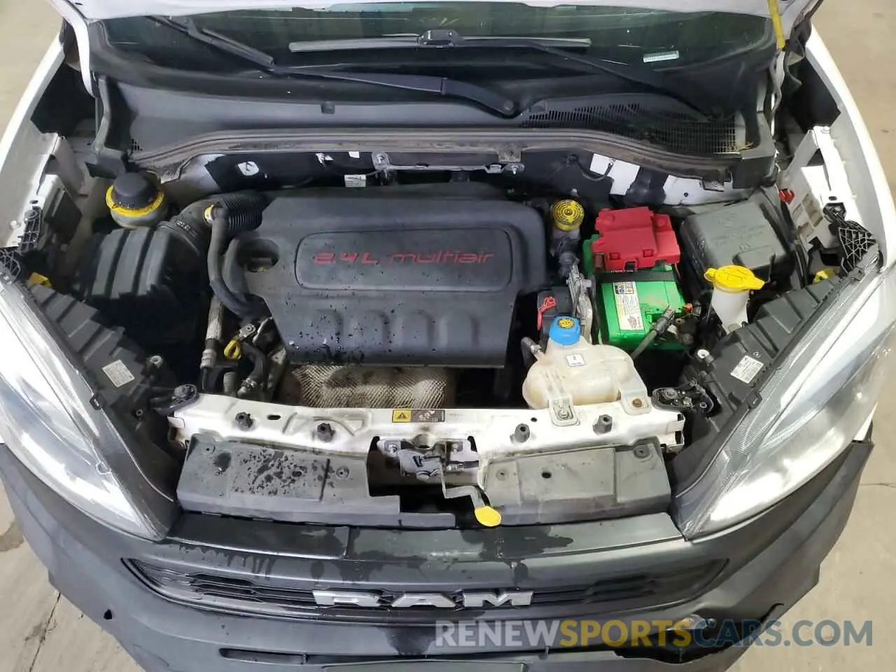 11 fotografías del automóvil dañado ZFBHRFAB4K6N15095 RAM All Models 2019