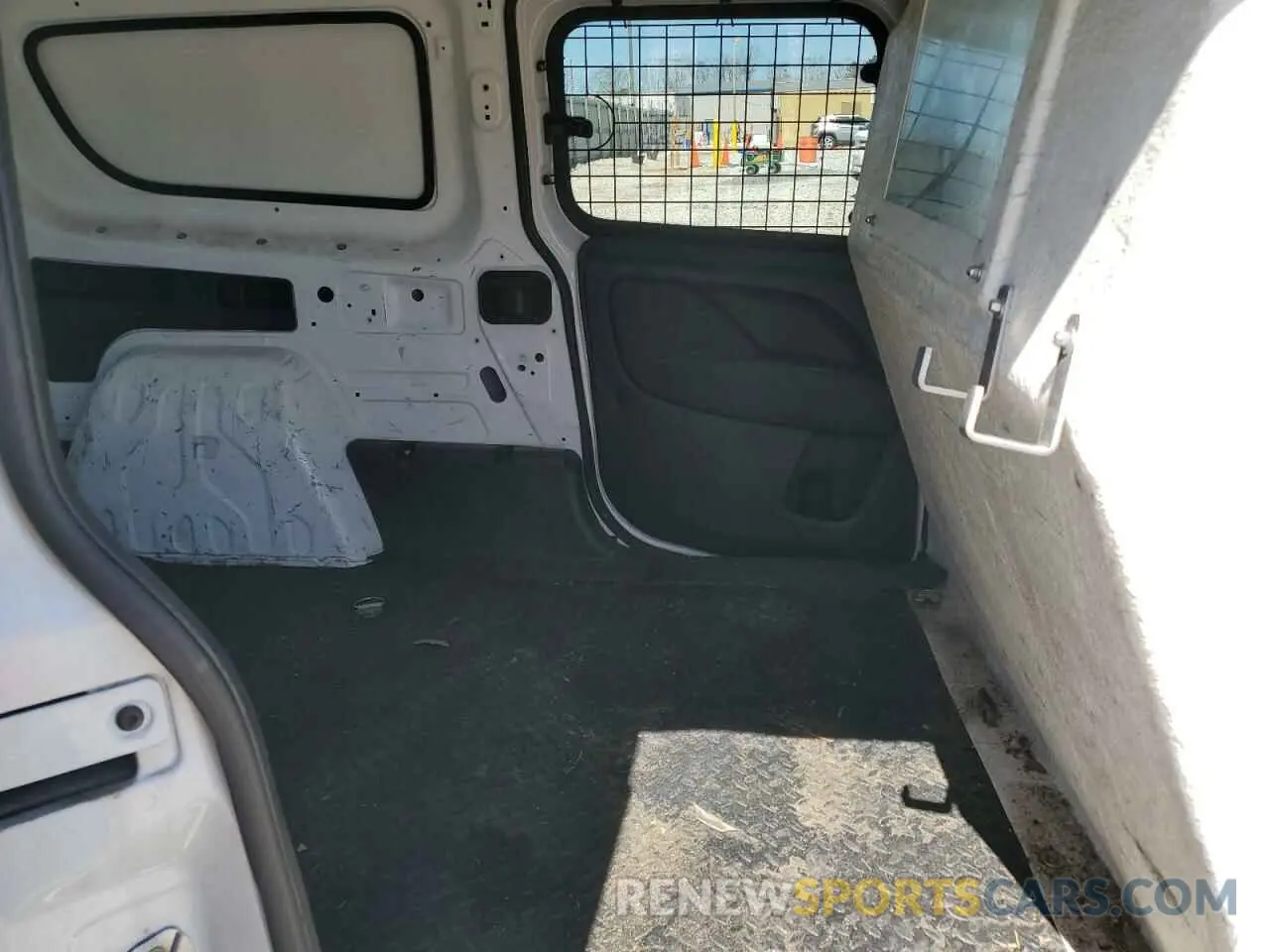 10 fotografías del automóvil dañado ZFBHRFBB8K6L97910 RAM All Models 2019