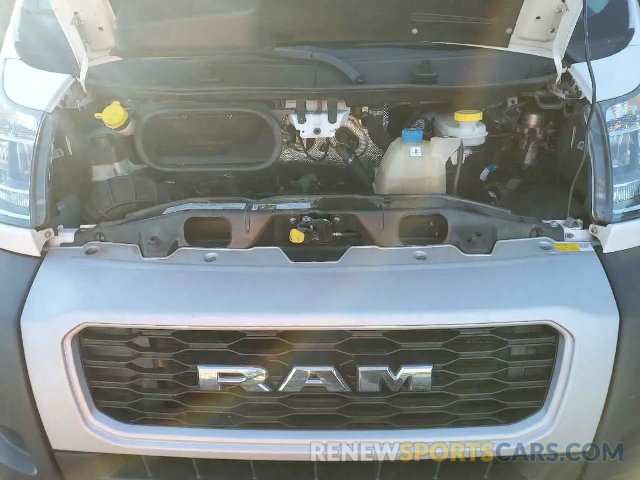 12 fotografías del automóvil dañado 3C6TRVAG2LE109185 RAM All Models 2020
