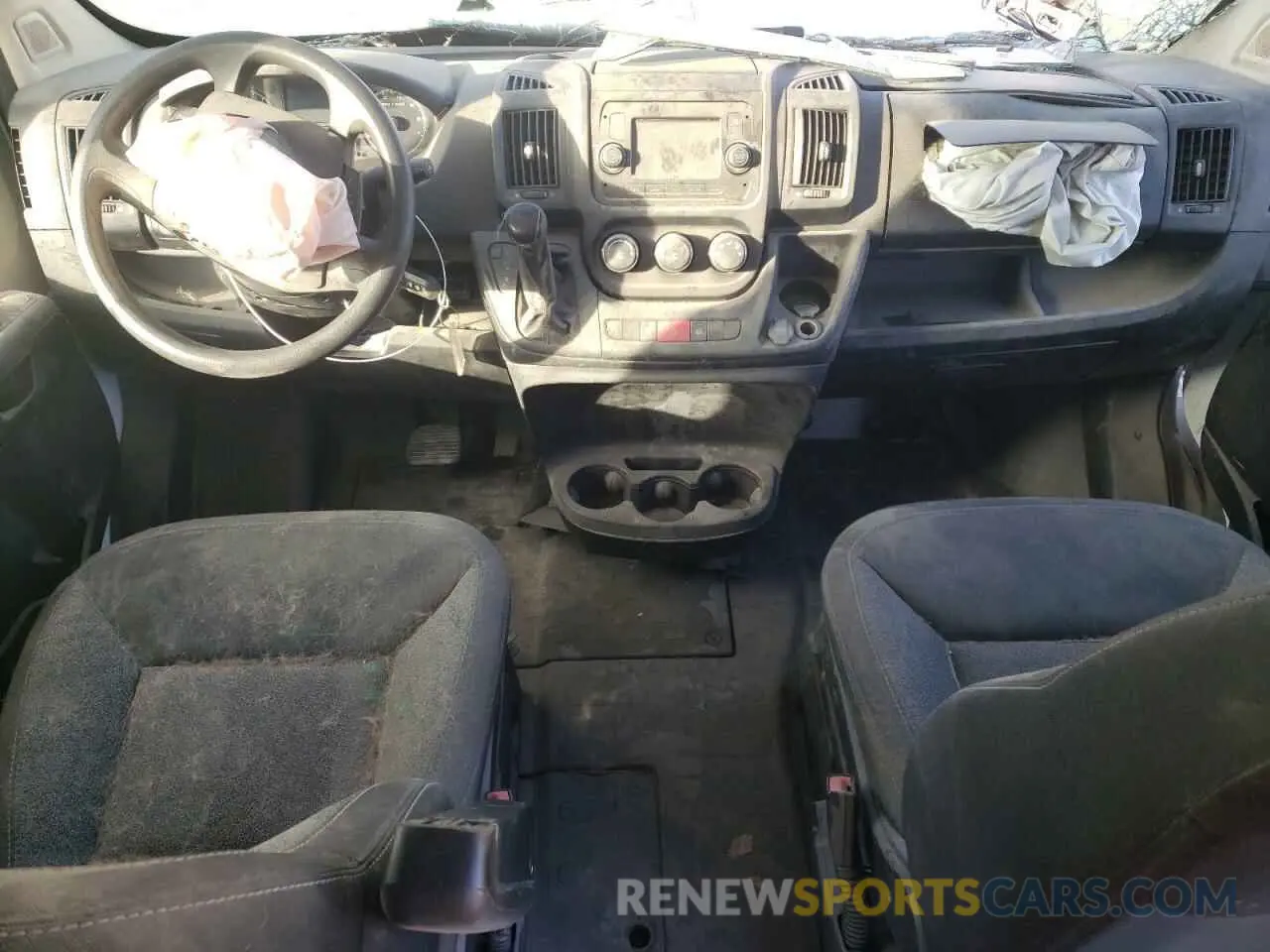 8 fotografías del automóvil dañado 3C6TRVBG7LE127163 RAM All Models 2020