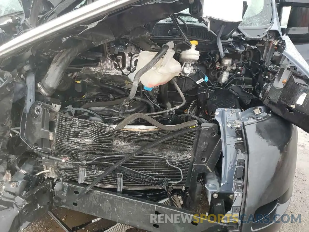 13 fotografías del automóvil dañado 3C6URVJG0LE144358 RAM All Models 2020