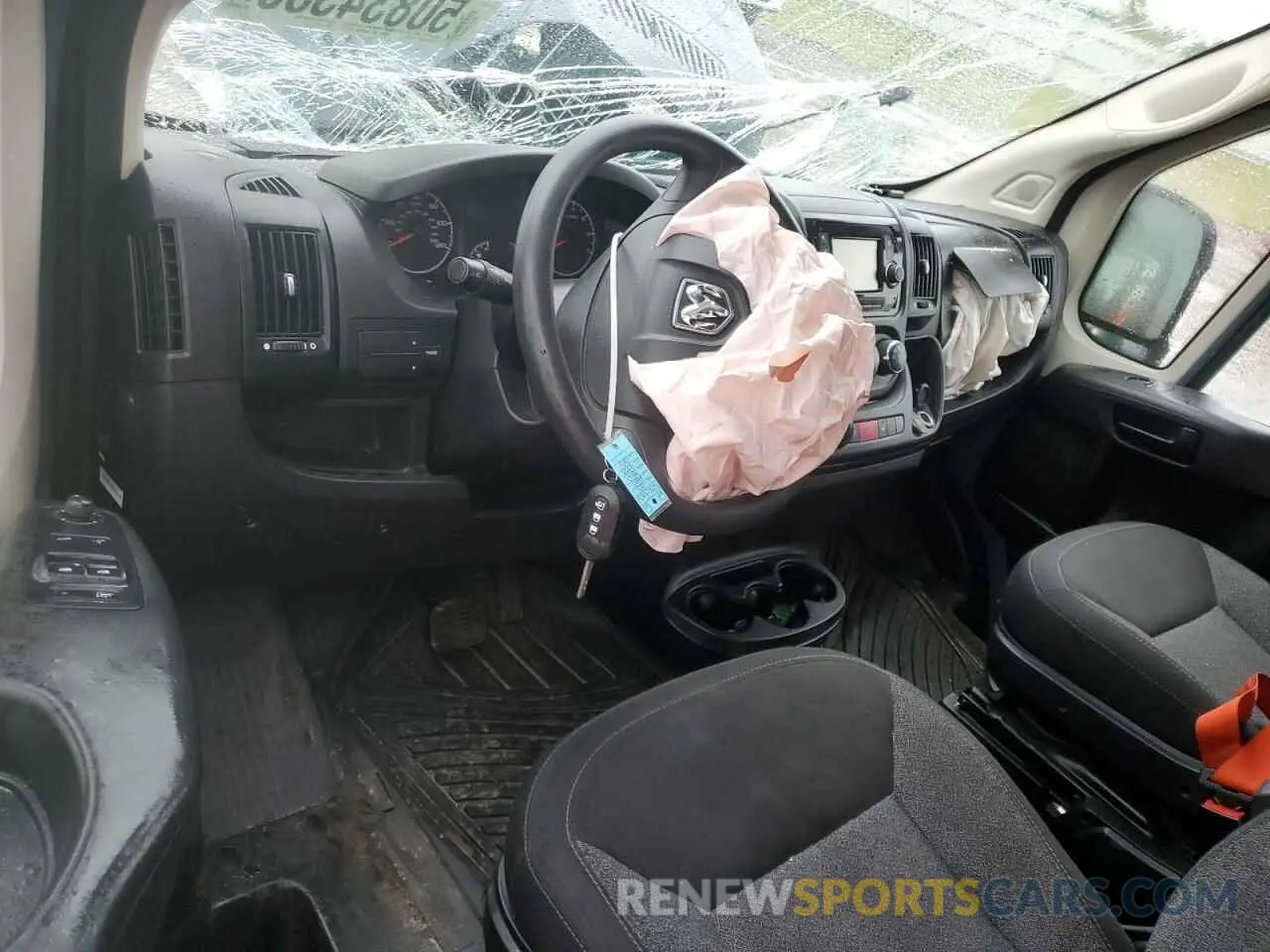8 fotografías del automóvil dañado 3C6URVJG0LE144358 RAM All Models 2020