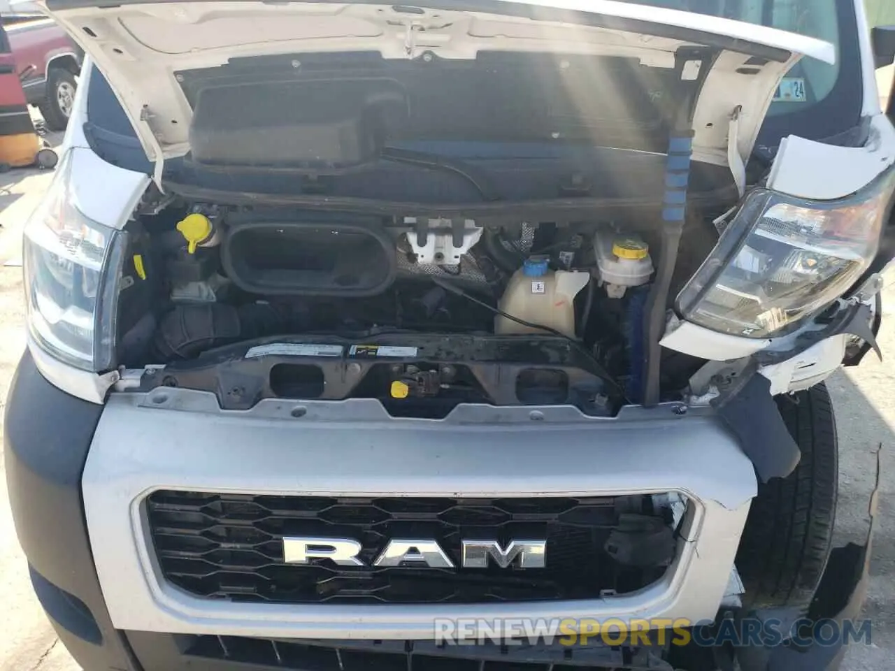 12 fotografías del automóvil dañado 3C6URVJG9LE135108 RAM All Models 2020