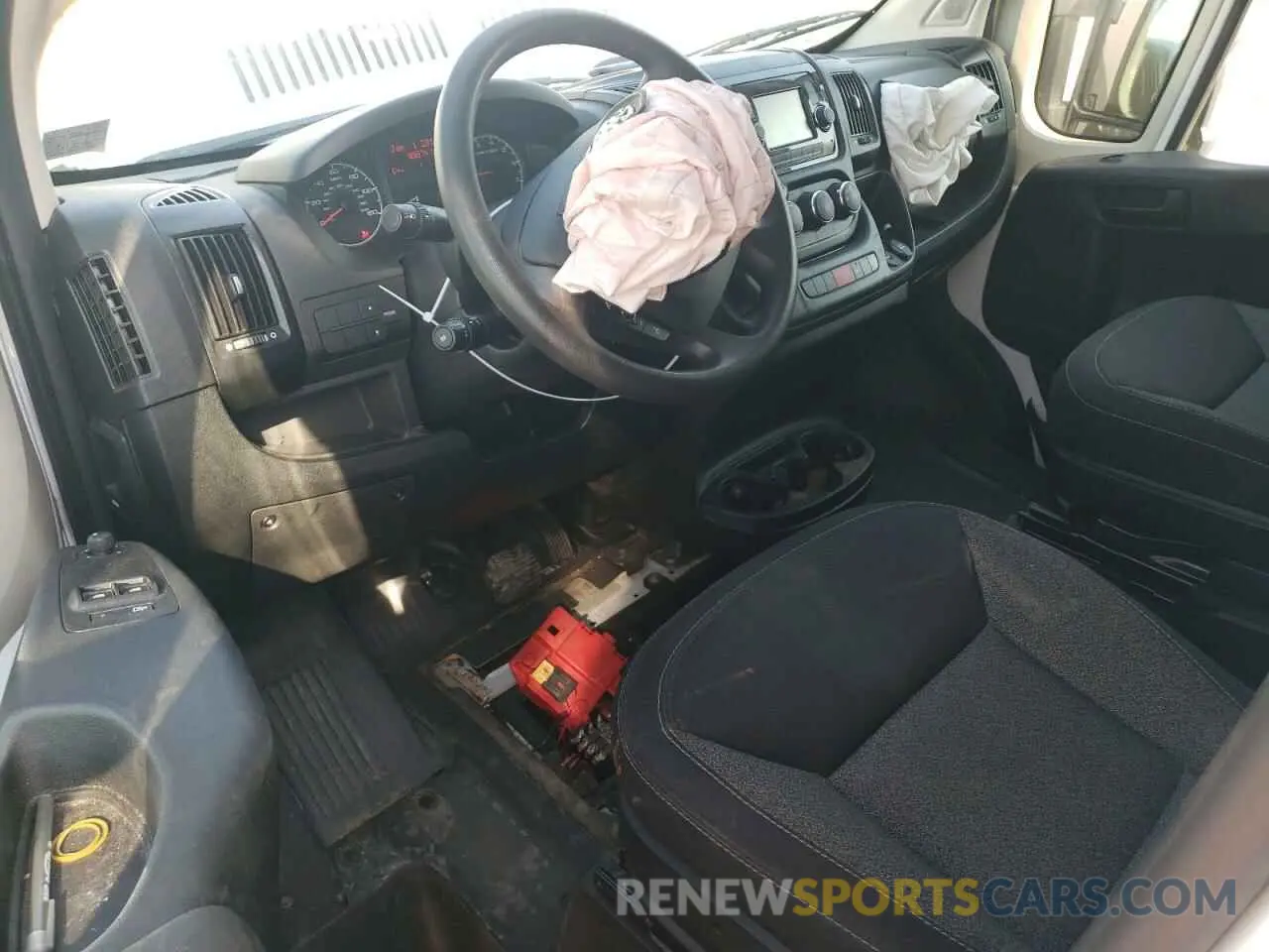 8 fotografías del automóvil dañado 3C6URVJG9LE135108 RAM All Models 2020