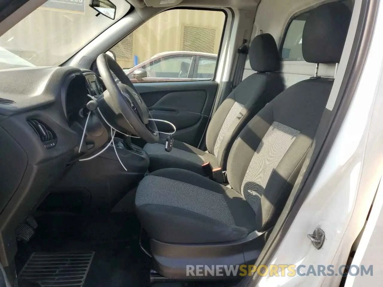 7 fotografías del automóvil dañado ZFBHRFAB0L6R52612 RAM All Models 2020