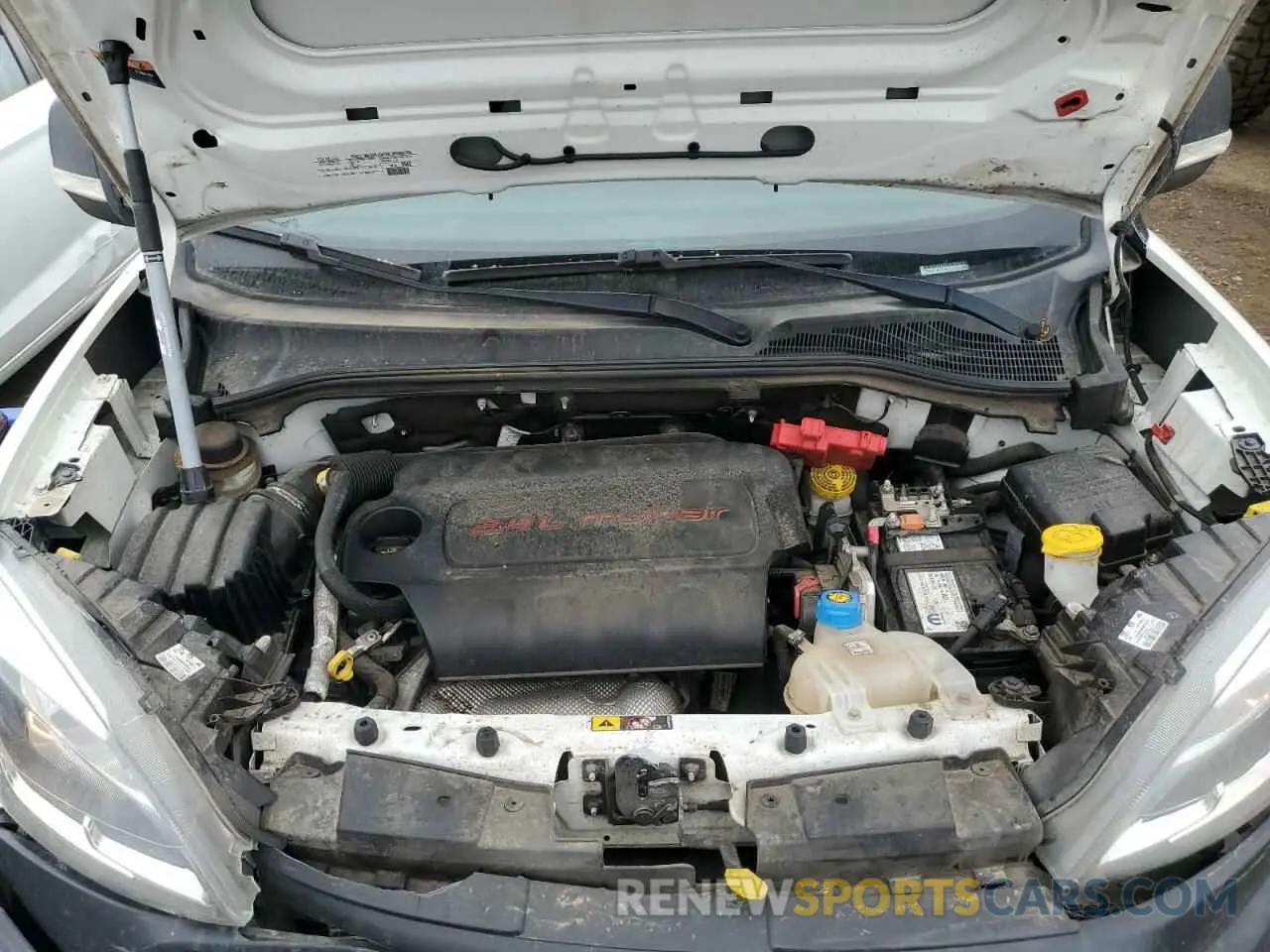 12 fotografías del automóvil dañado ZFBHRFAB2L6P30895 RAM All Models 2020