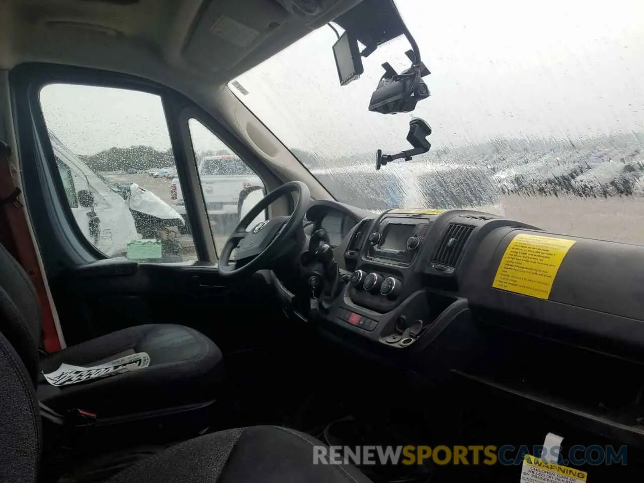 5 fotografías del automóvil dañado 3C6FRVJGXME503158 RAM All Models 2021