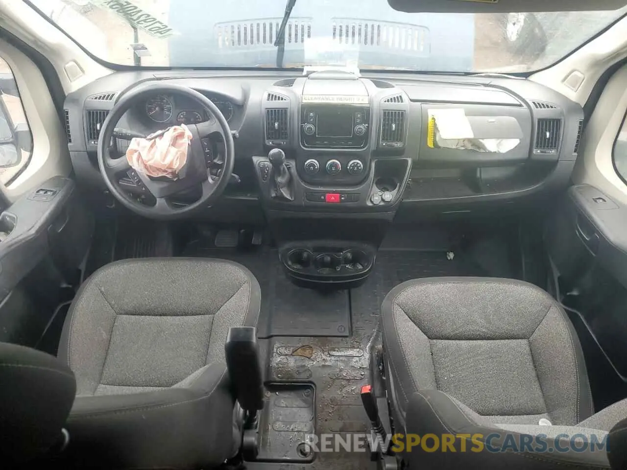 8 fotografías del automóvil dañado 3C6MRVJG7ME535802 RAM All Models 2021