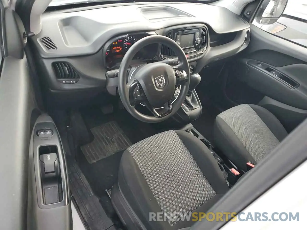 8 fotografías del automóvil dañado ZFBHRFAB2M6T81111 RAM All Models 2021