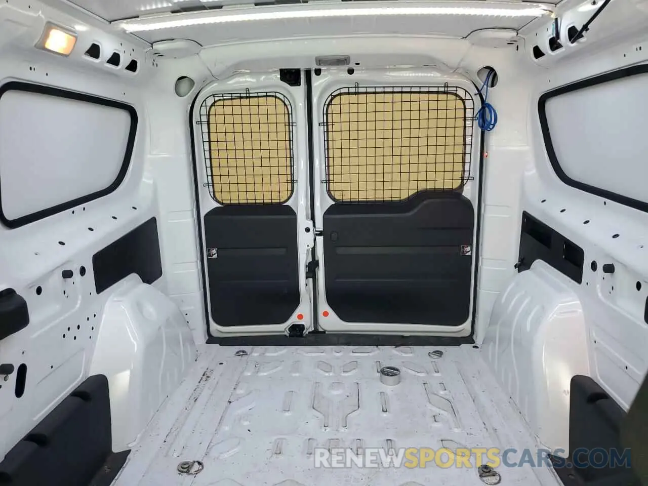 10 fotografías del automóvil dañado ZFBHRFBB5M6V74805 RAM All Models 2021