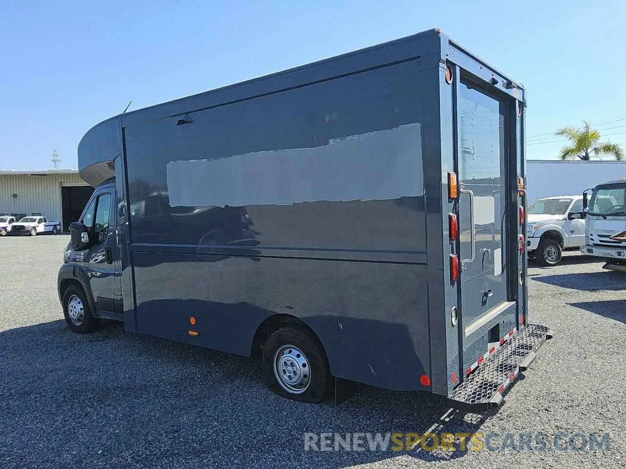 2 fotografías del automóvil dañado 3C7WRVMG6NE137045 RAM All Models 2022
