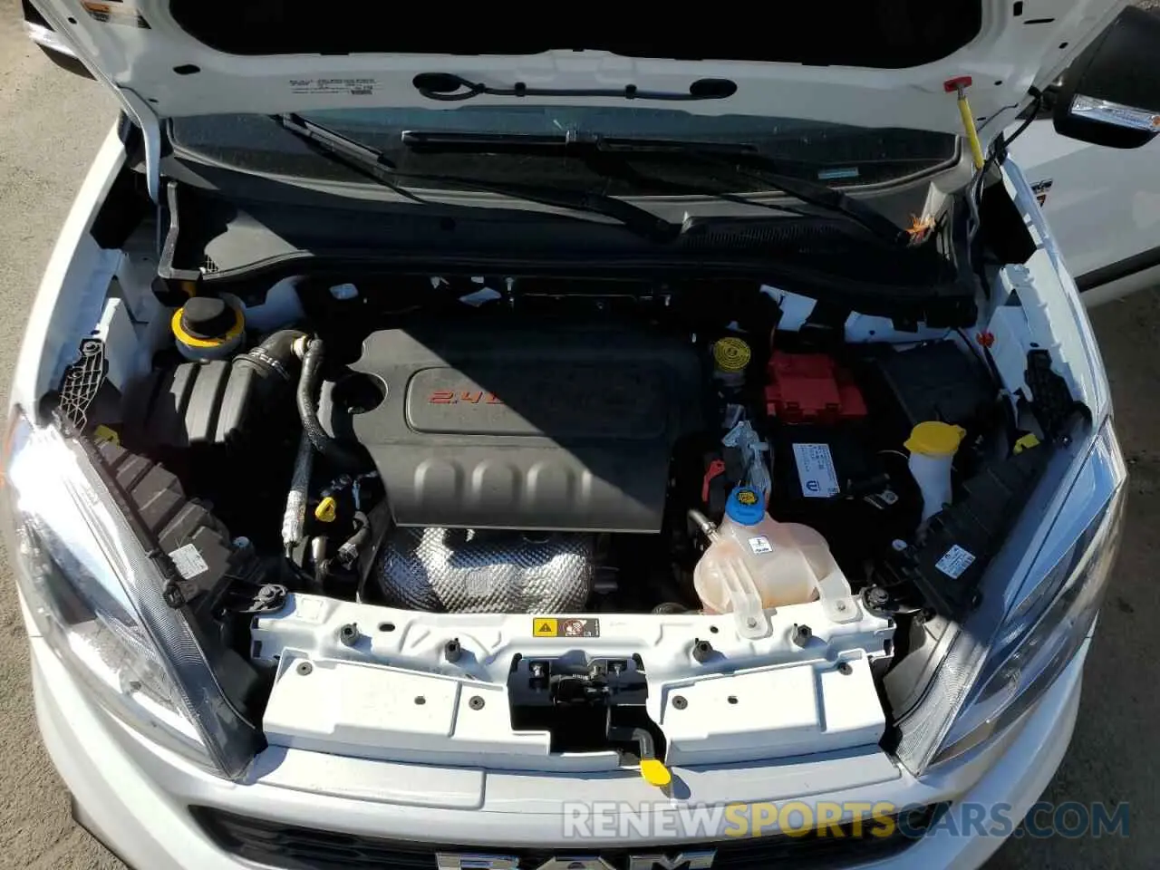 12 fotografías del automóvil dañado ZFBHRFAB2N6Y25251 RAM All Models 2022