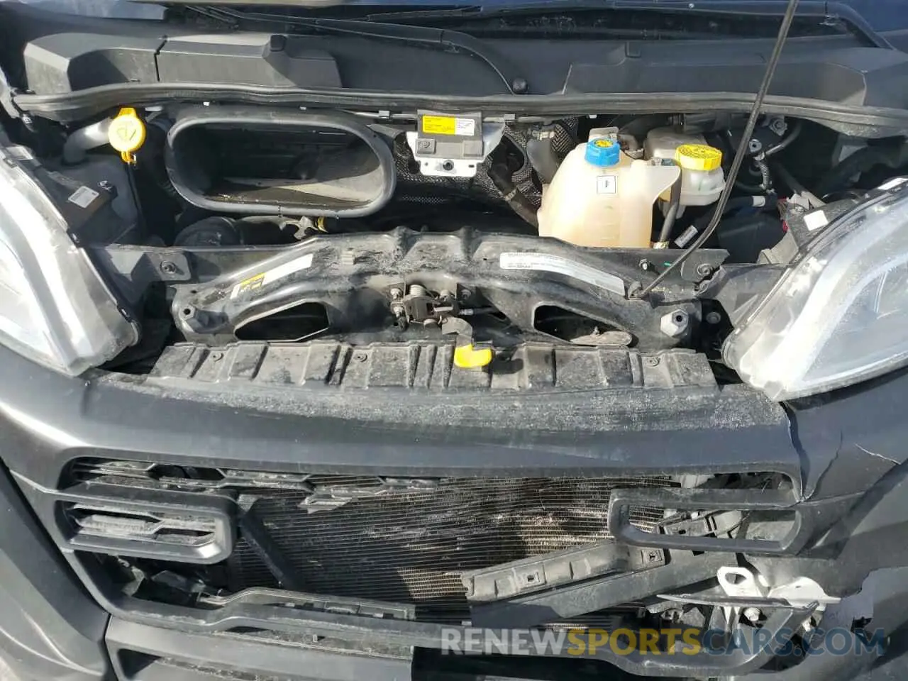 12 fotografías del automóvil dañado 3C6LRVBG4PE548067 RAM All Models 2023
