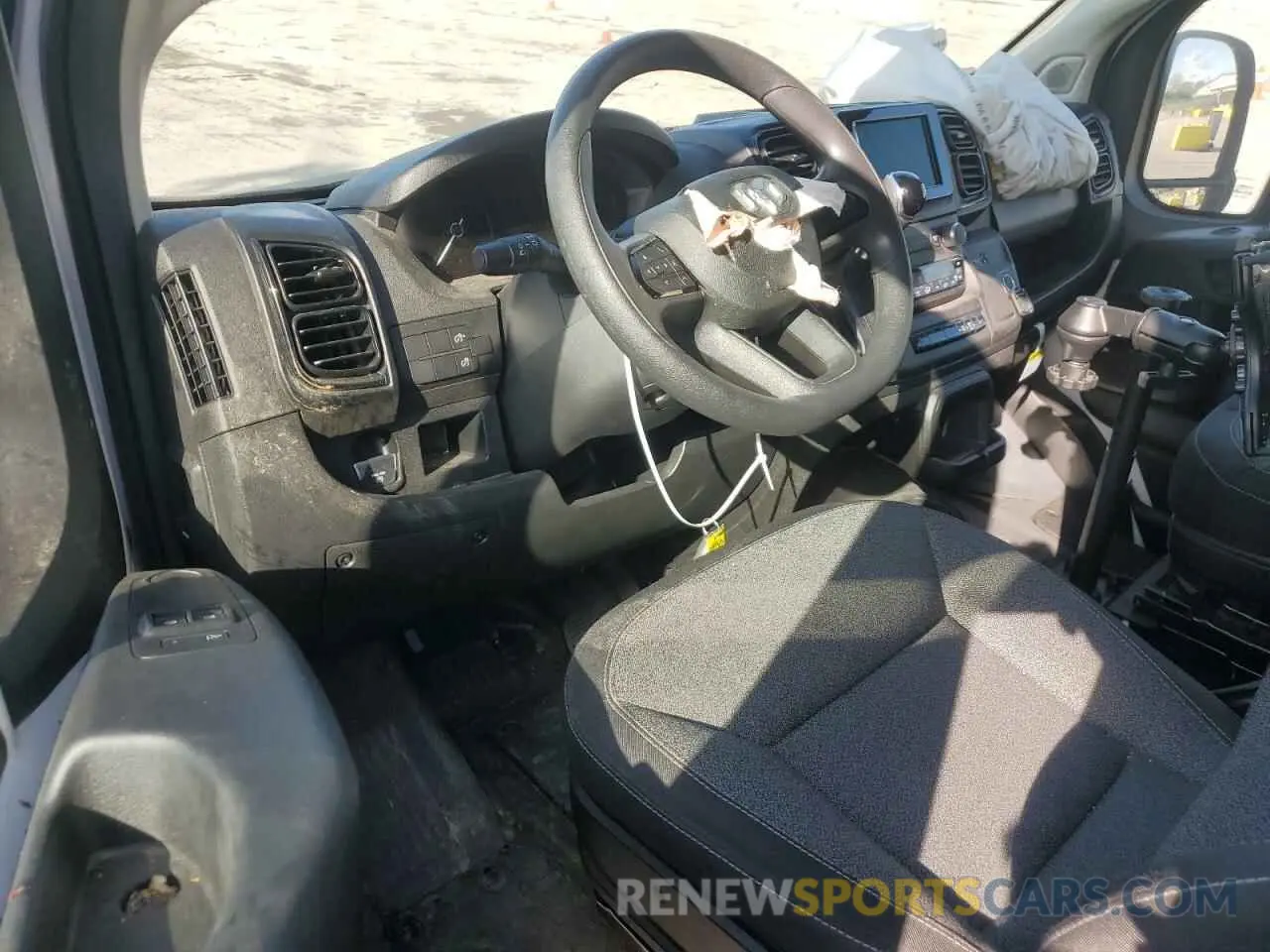 8 fotografías del automóvil dañado 3C6LRVDG0PE506220 RAM All Models 2023