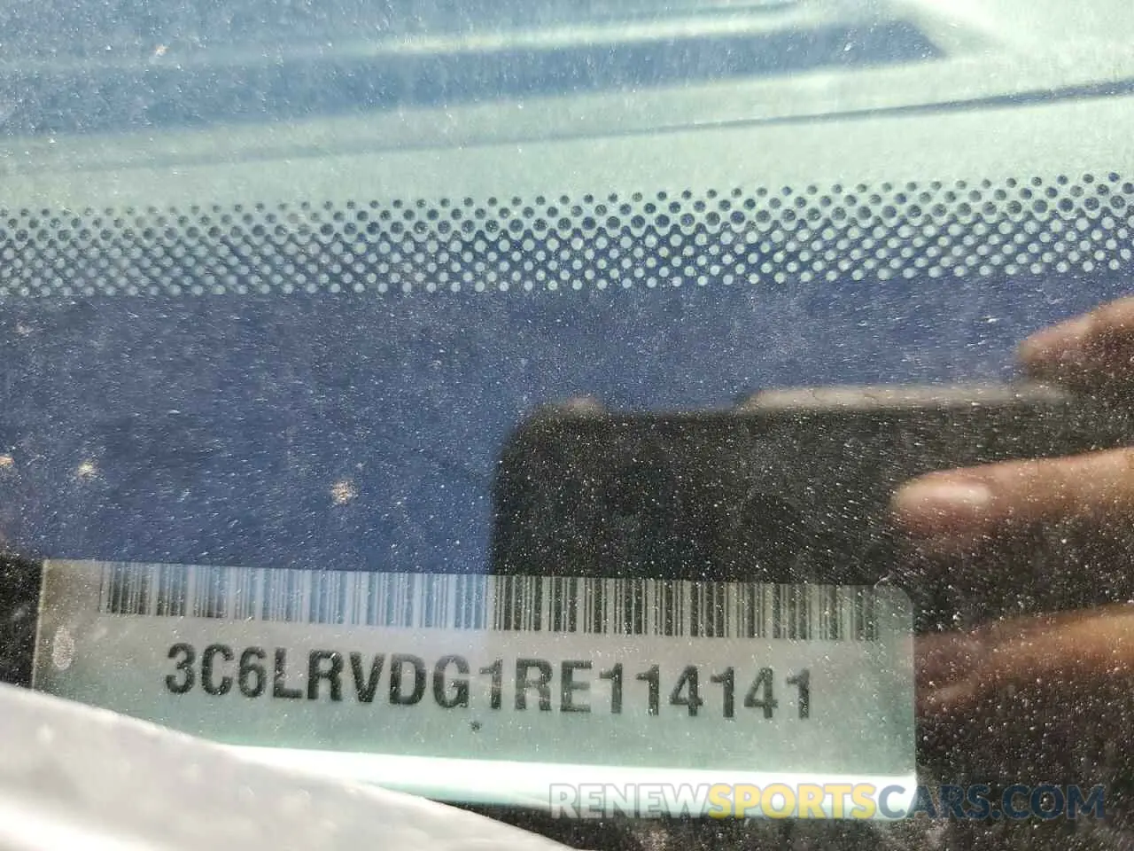 14 fotografías del automóvil dañado 3C6LRVDG1RE114141 RAM All Models 2024