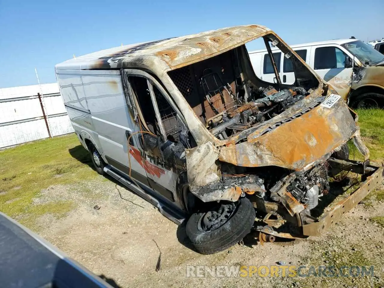 4 fotografías del automóvil dañado 3C6LRVVG6SE524194 RAM All Models 2025