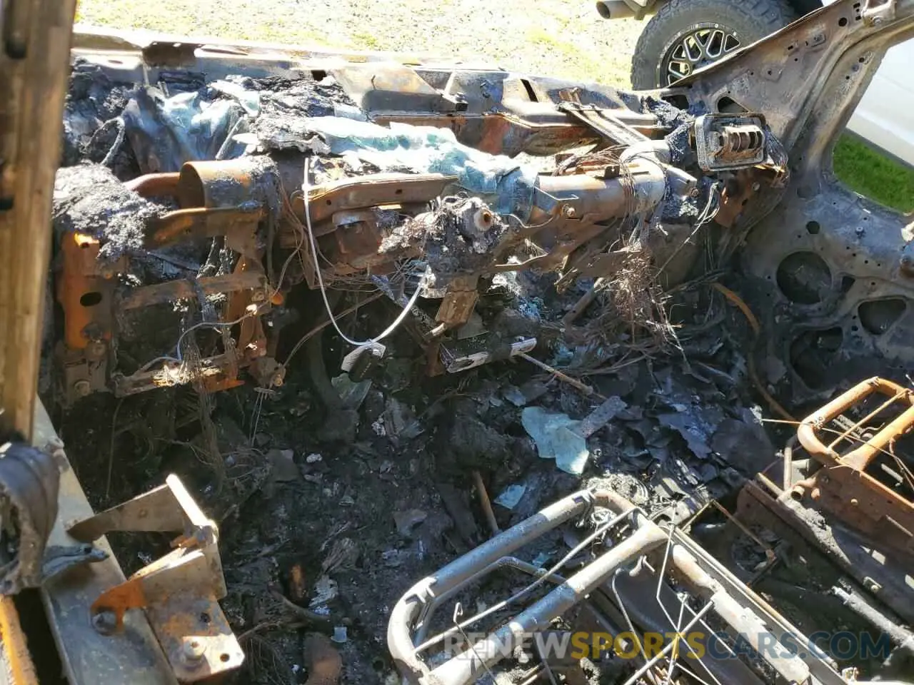 8 fotografías del automóvil dañado 3C6LRVVG6SE524194 RAM All Models 2025