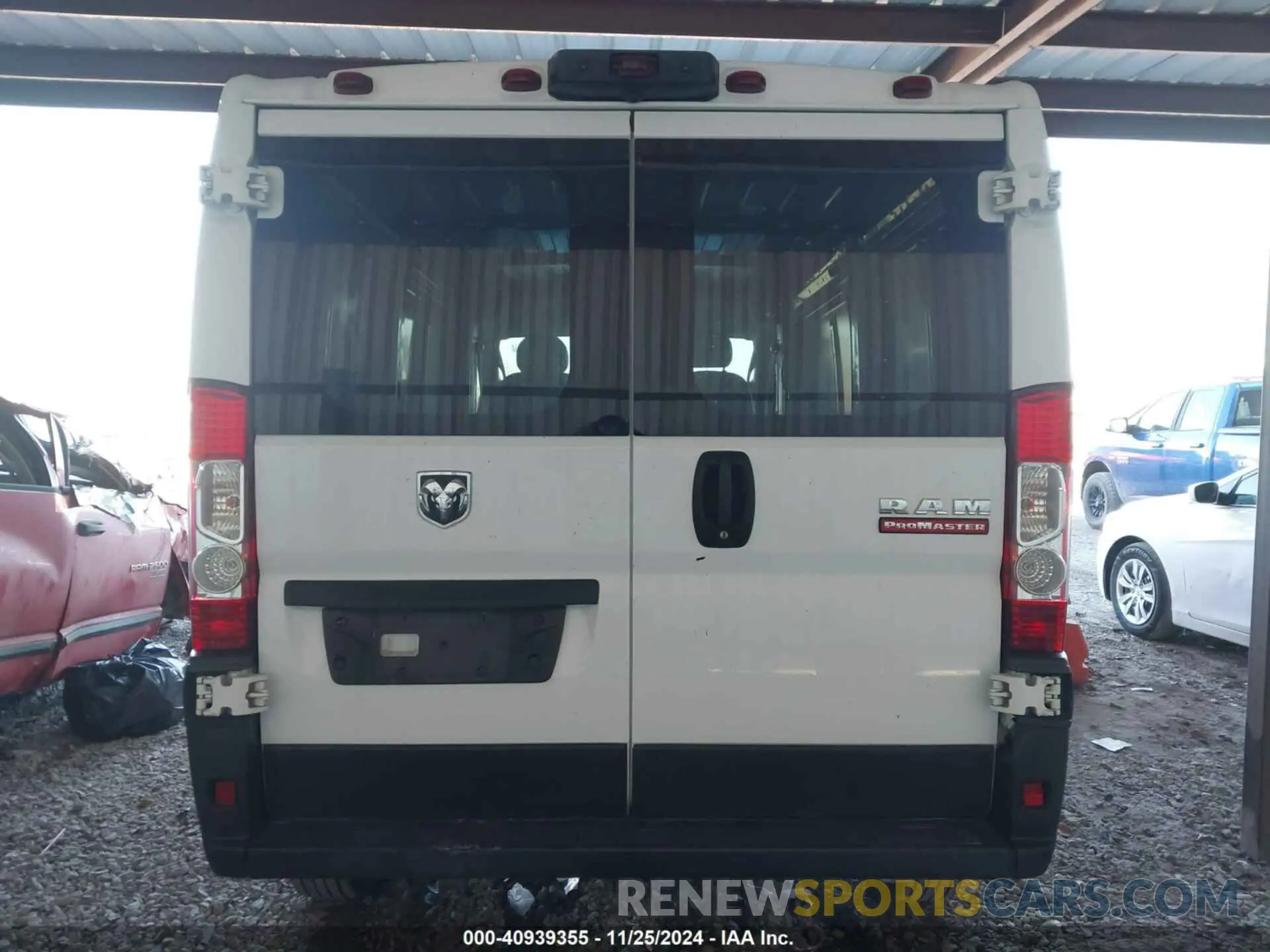 15 fotografías del automóvil dañado 3C6TRVAG0KE509065 RAM PROMASTER 1500 2019