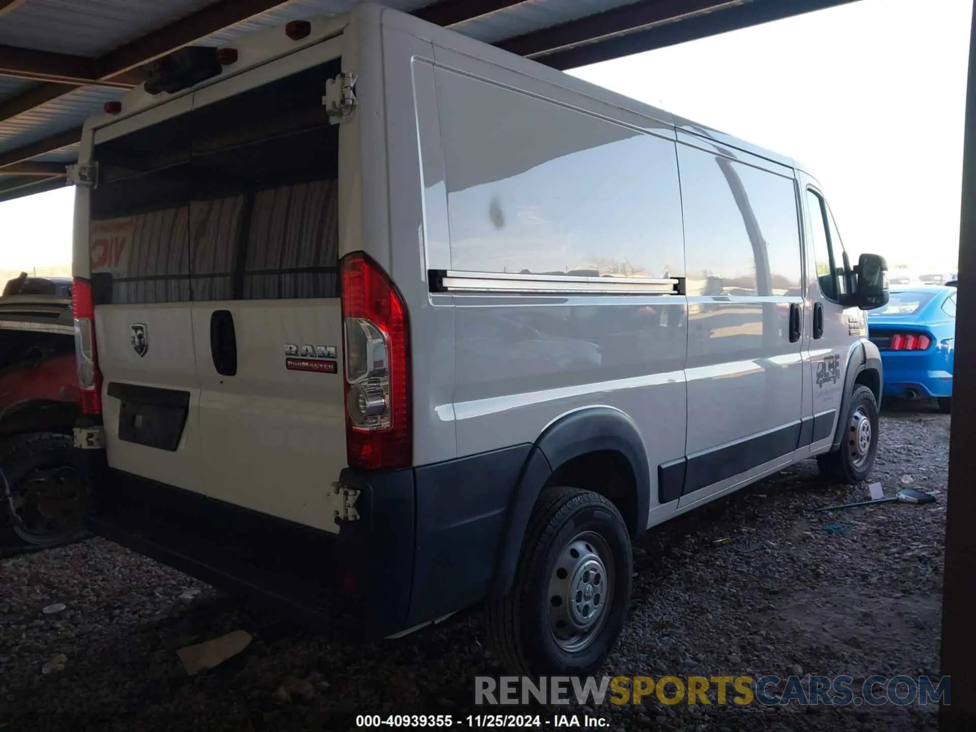 4 fotografías del automóvil dañado 3C6TRVAG0KE509065 RAM PROMASTER 1500 2019
