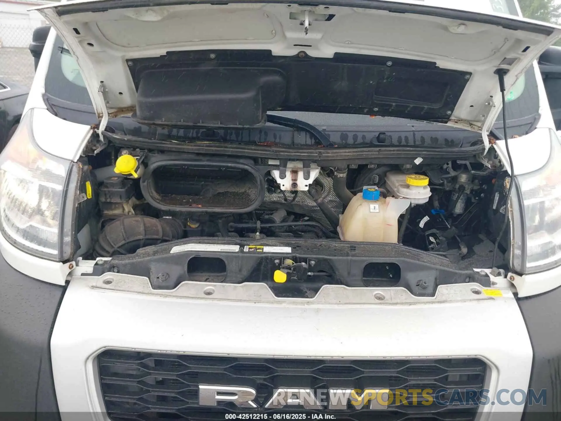 10 fotografías del automóvil dañado 3C6TRVAG7KE565648 RAM PROMASTER 1500 2019