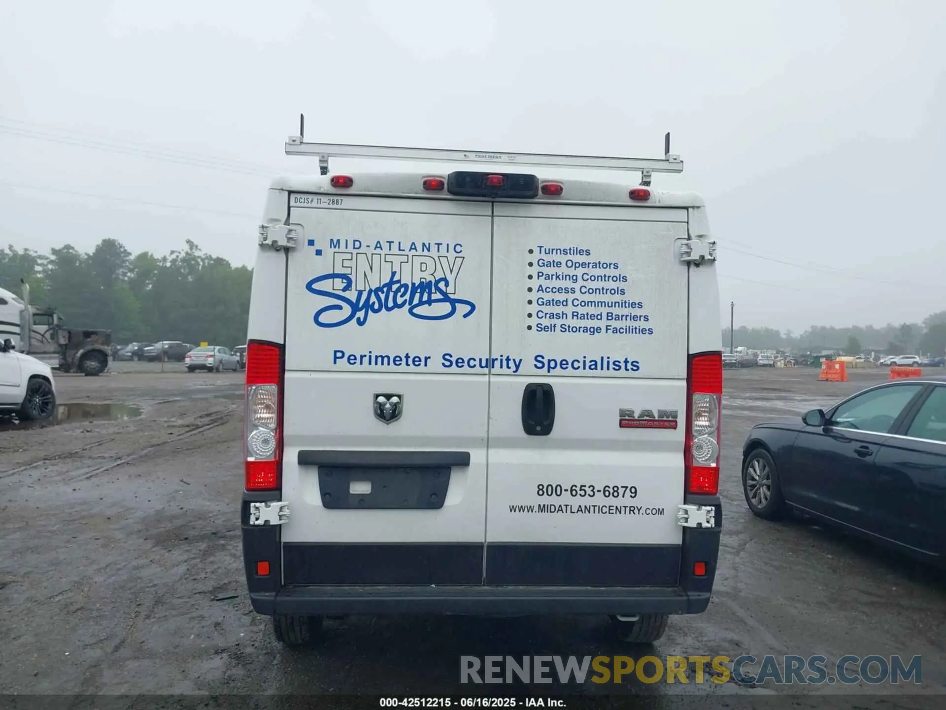 16 fotografías del automóvil dañado 3C6TRVAG7KE565648 RAM PROMASTER 1500 2019