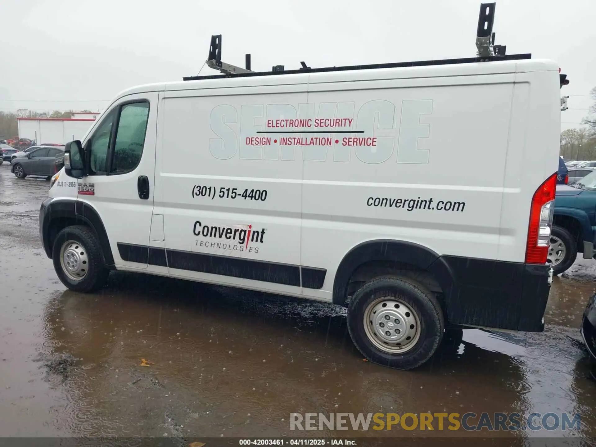 14 fotografías del automóvil dañado 3C6TRVAG9KE555834 RAM PROMASTER 1500 2019