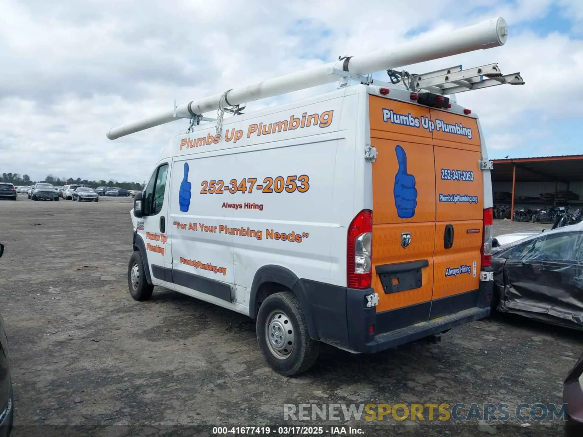 3 fotografías del automóvil dañado 3C6TRVBG3KE532824 RAM PROMASTER 1500 2019