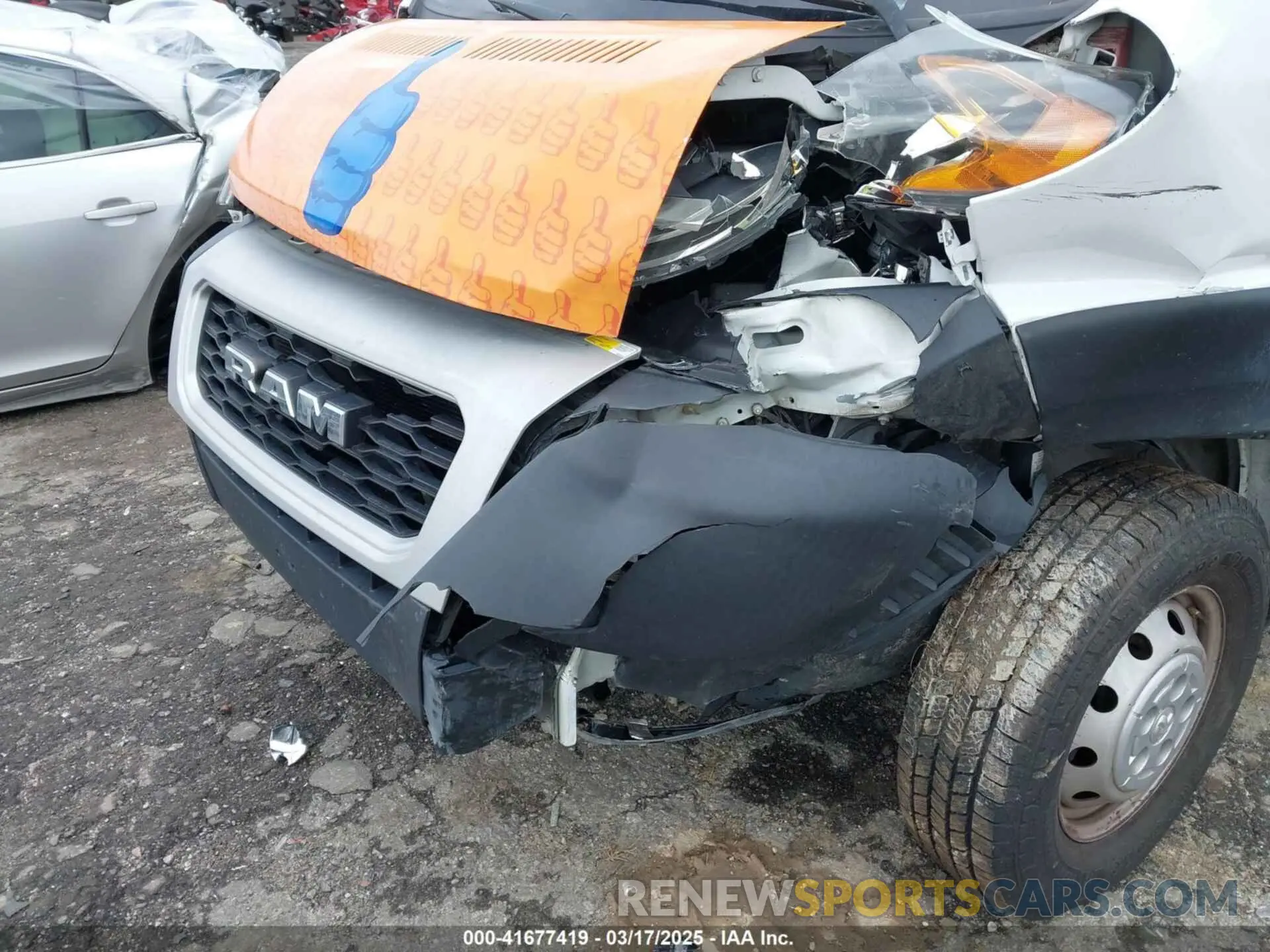 6 fotografías del automóvil dañado 3C6TRVBG3KE532824 RAM PROMASTER 1500 2019