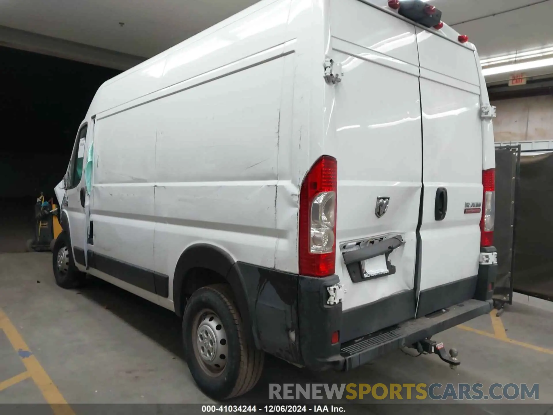 3 fotografías del automóvil dañado 3C6TRVBG5KE549723 RAM PROMASTER 1500 2019