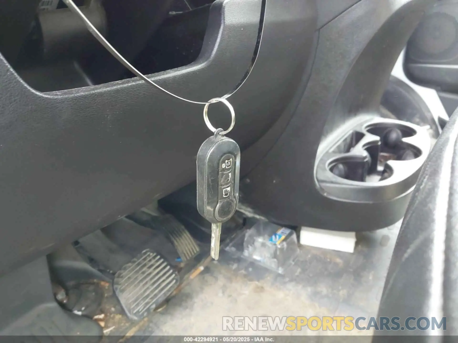 11 fotografías del automóvil dañado 3C6TRVBG5KE565887 RAM PROMASTER 1500 2019