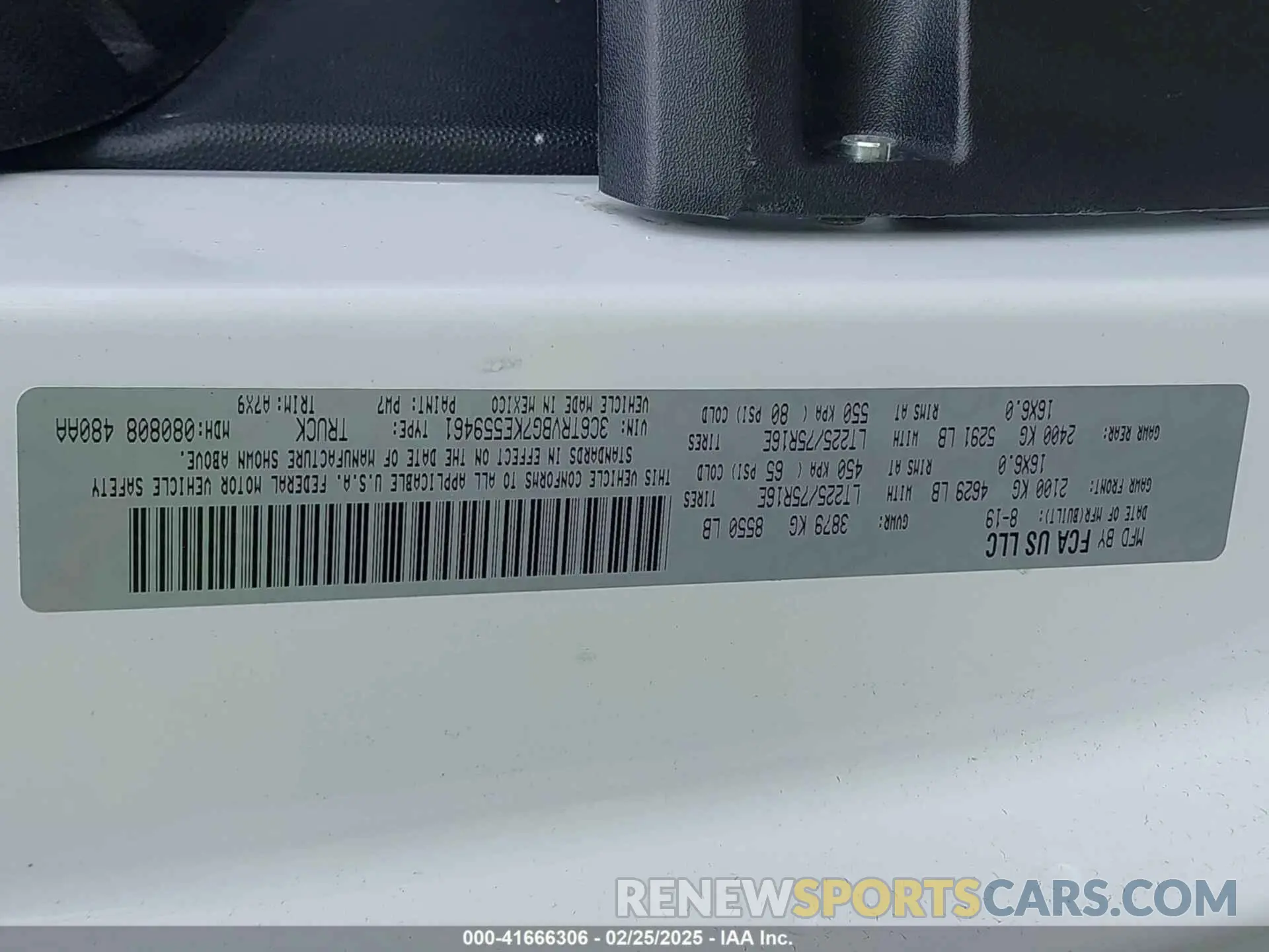 9 fotografías del automóvil dañado 3C6TRVBG7KE559461 RAM PROMASTER 1500 2019