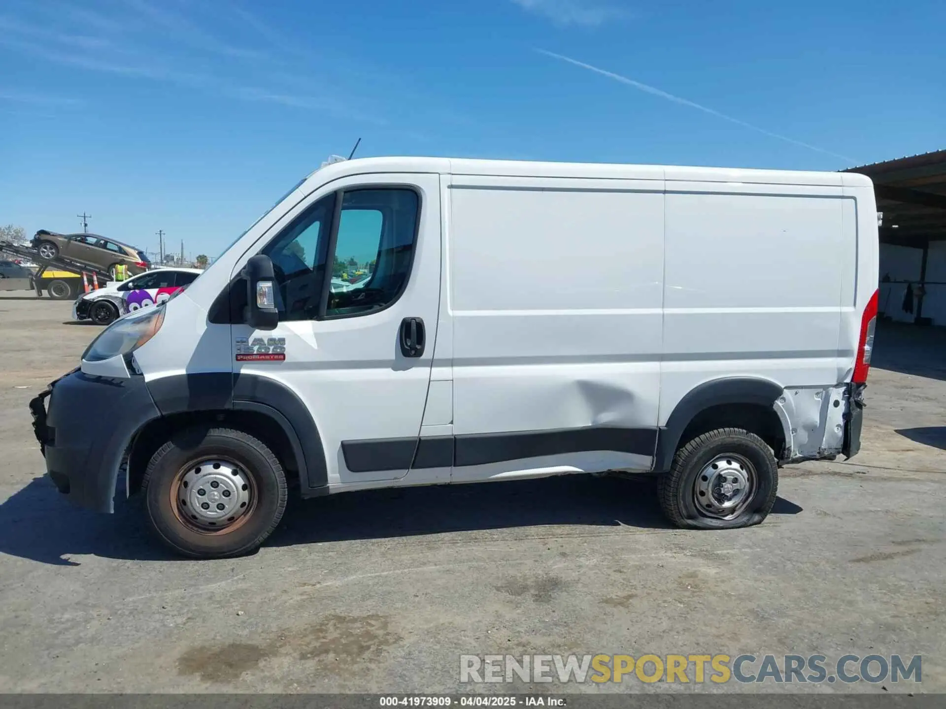 15 fotografías del automóvil dañado 3C6TRVNG2KE535158 RAM PROMASTER 1500 2019
