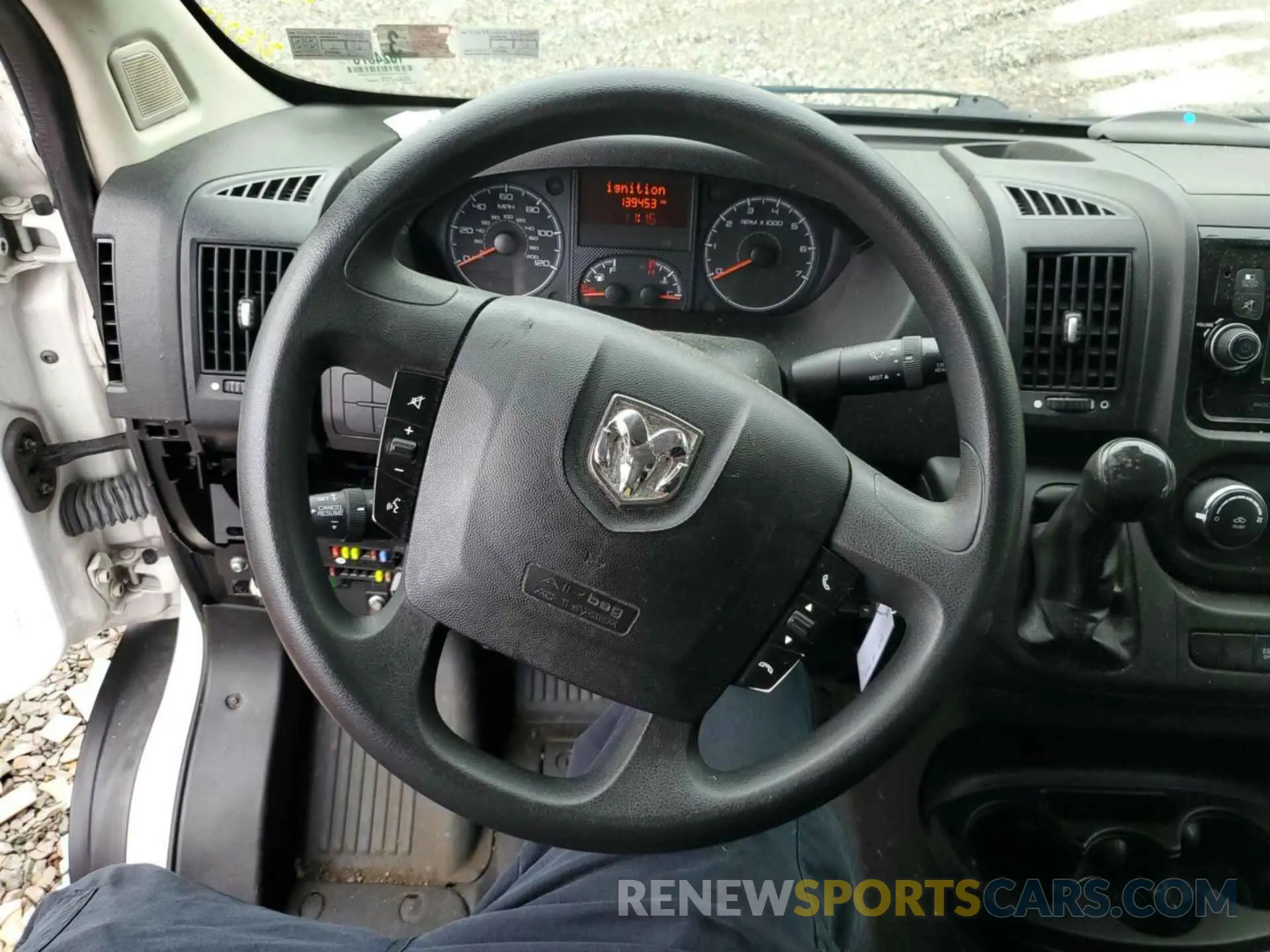 21 fotografías del automóvil dañado 3C6TRVNG6KE522560 RAM PROMASTER 1500 2019